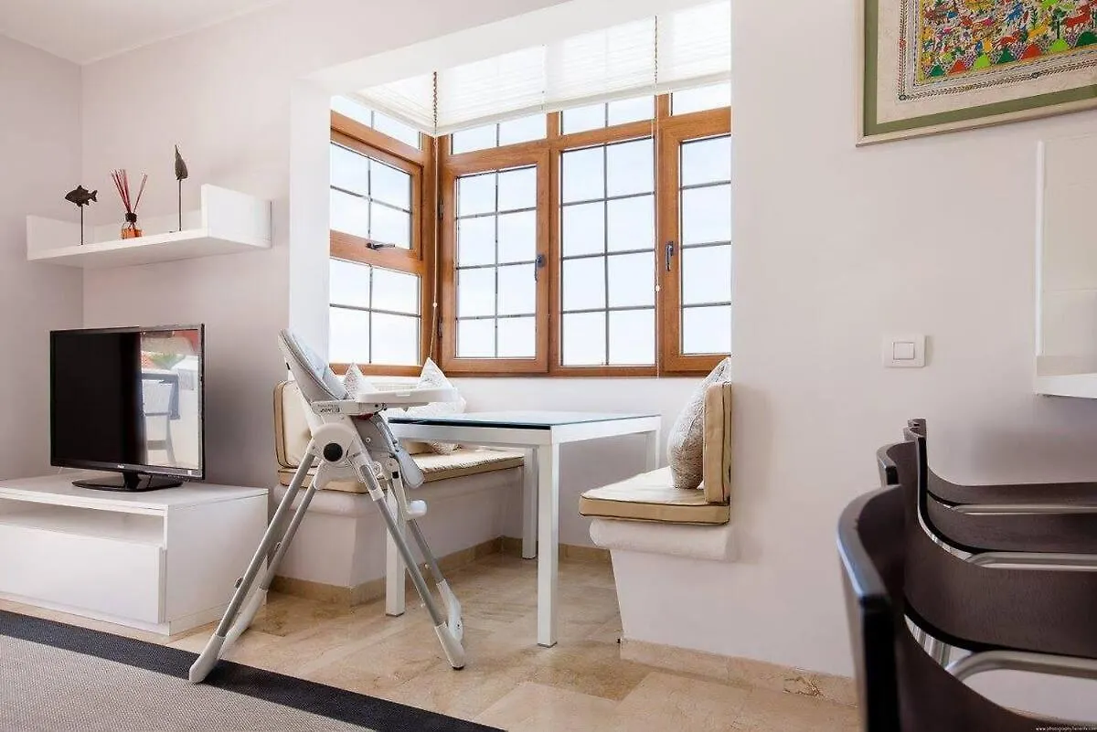 2 Bedroom Apartment For 4 People In Tenerife Costa Adeje